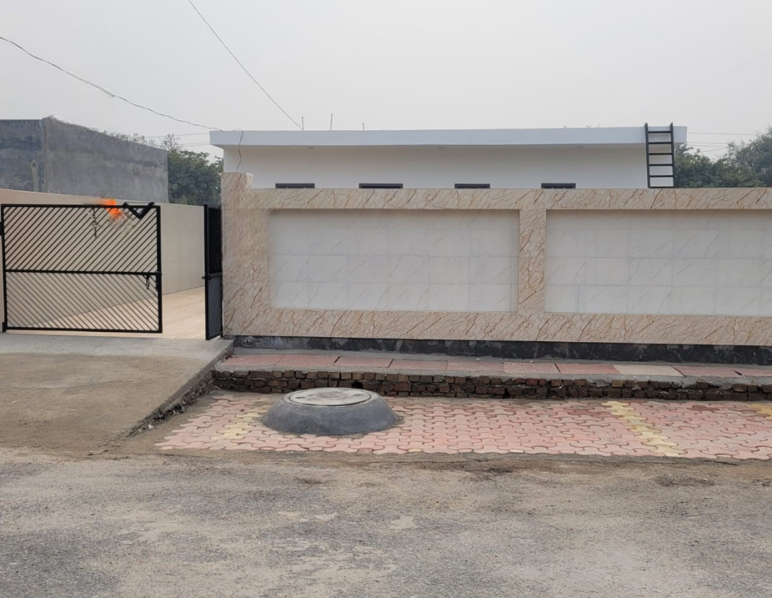Plot for Sale in Sector 14 Noida